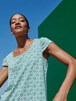 Calida Garden Nights Kurzarm-Nachthemd, Länge 125cm -Leggings Shop Calida Garden Nights Kurzarm Nachthemd Laenge 125cm gruen 32152 678 2