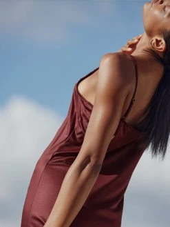 Calida Glamorous Nights Nachthemd Mit Spaghettiträgern, Länge 120cm 11 Calida Glamorous Nights Nachthemd Mit Spaghettiträgern, Länge 120cm -Leggings Shop Calida Glamorous Nights Nachthemd Laenge 120cm rot 34097 177 3