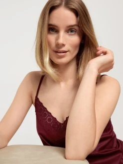 Calida Glamorous Nights Nachthemd Mit Spaghettiträgern, Länge 120cm 14 Calida Glamorous Nights Nachthemd Mit Spaghettiträgern, Länge 120cm -Leggings Shop Calida Glamorous Nights Nachthemd Laenge 120cm rot 34097 177 6