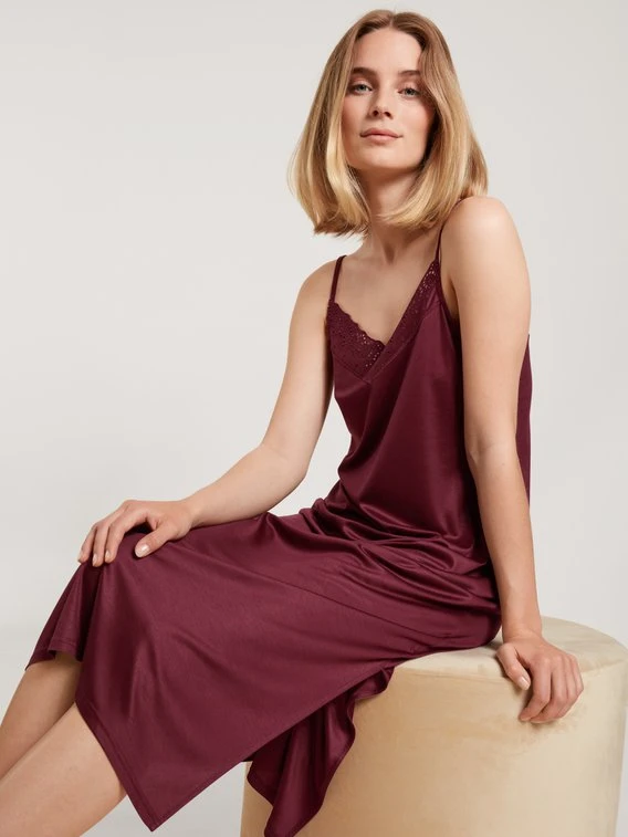 Calida Glamorous Nights Nachthemd Mit Spaghettiträgern, Länge 120cm 1 Calida Glamorous Nights Nachthemd Mit Spaghettiträgern, Länge 120cm