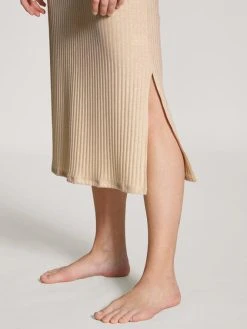 Calida The Home Hub Loungedress Mit Rollkragen, Länge 120cm -Leggings Shop Calida The Home Hub Loungedress mit Rollkragen Laenge 120cm beige 30254 926 1622639894