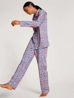 Calida Liberty Dreams Pyjama, Durchgeknöpft -Leggings Shop Calida Liberty Dreams Pyjama durchgeknoepft rot 43753 174 5