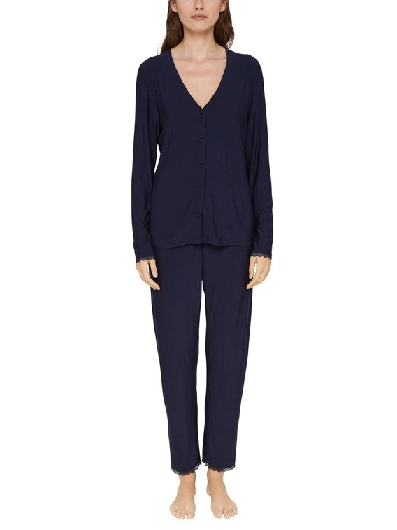 ESPRIT Soft Stripes Durchgeknöpfter Pyjama 1 ESPRIT Soft Stripes Durchgeknöpfter Pyjama