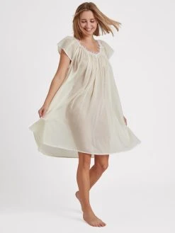 Eva Bitzer Sloane Street Nachthemd, Länge 100 Cm 8 Eva Bitzer Sloane Street Nachthemd, Länge 100 Cm -Leggings Shop Eva Bitzer Sloane Street Nachthemd Laenge 100cm beige 20313267 150 2