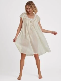 Eva Bitzer Sloane Street Nachthemd, Länge 100 Cm 9 Eva Bitzer Sloane Street Nachthemd, Länge 100 Cm -Leggings Shop Eva Bitzer Sloane Street Nachthemd Laenge 100cm beige 20313267 150 3