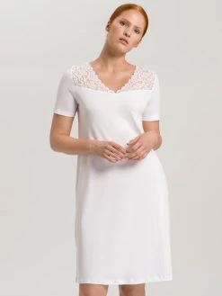 HANRO Moments Kurzarm-Nachtkleid Mit Spitze, Länge 100cm