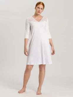 HANRO Moments 3/4-Arm-Nachtkleid Mit Spitze, Länge 100cm -Leggings Shop Hanro Moments Nachtkleid mit 34 Arm und Spitze Laenge 90cm weiss 077931 0101 1 2