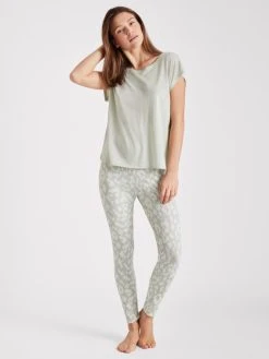 Juvia Zoé Leggings -Leggings Shop JUVIA Zoe Leggings gruen beige 830 19 066 414 2 2