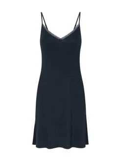 JOOP! Sheer Luxury Nachthemd Mit Spaghettiträgern 9 JOOP! Sheer Luxury Nachthemd Mit Spaghettiträgern -Leggings Shop Joop Sheer Luxury Nachthemd mit Spaghettitraegern blau 643008 246 4