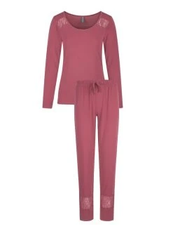 LingaDore Dusty Cedar Schlafanzug Mit Spitzendetails 9 LingaDore Dusty Cedar Schlafanzug Mit Spitzendetails -Leggings Shop LingaDore Dusty Cedar Pyjama lang mit Spitze rot 6908 34 4