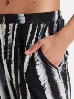 Nina Von C. Loungewear Balance Lounge-Set -Leggings Shop Nina Von C Loungewear Balance Lounge Set schwarz 16 265 90874 SET 910 3