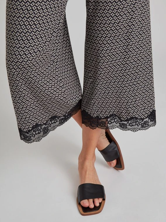 Nina Von C. Loungewear Easy 7/8-Pyjama 4 Nina Von C. Loungewear Easy 7/8-Pyjama – Bild 4