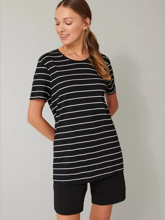 Schiesser Basic Night Kurz-Pyjama Mit Bermudahose 3 Schiesser Basic Night Kurz-Pyjama Mit Bermudahose – Bild 3